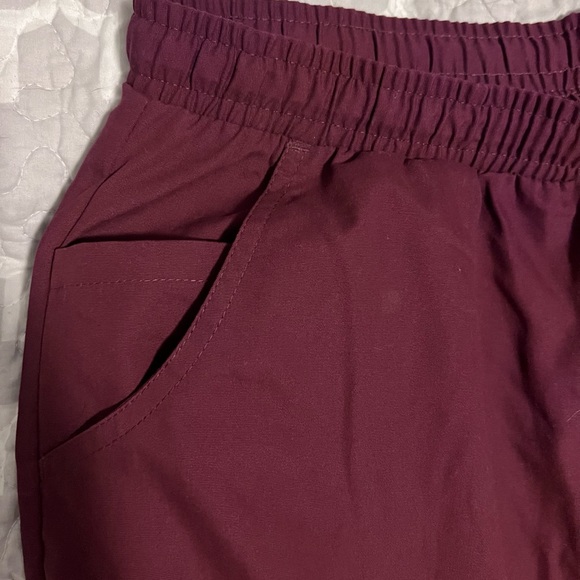 Wine Buttersoft scrub pants size XL. NWT. Never worn. - Picture 8 of 8